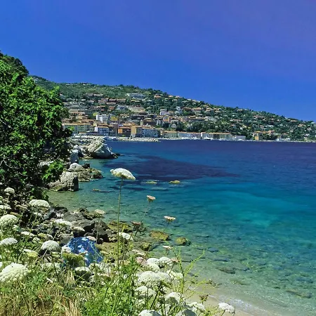 Holiday home Sea View By Interhome